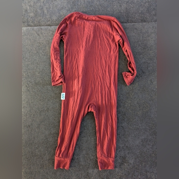 🟣2/$40🟣 DuckDuckGoose Maroon bamboo romper - Picture 3 of 4